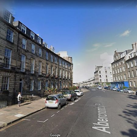 Beautiful Edinburgh New Town Apartment ภายนอก รูปภาพ