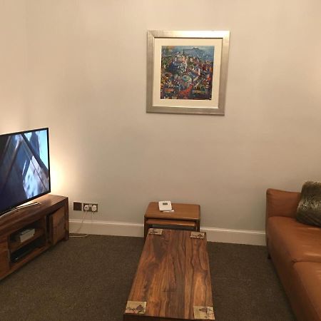 Beautiful Edinburgh New Town Apartment ภายนอก รูปภาพ